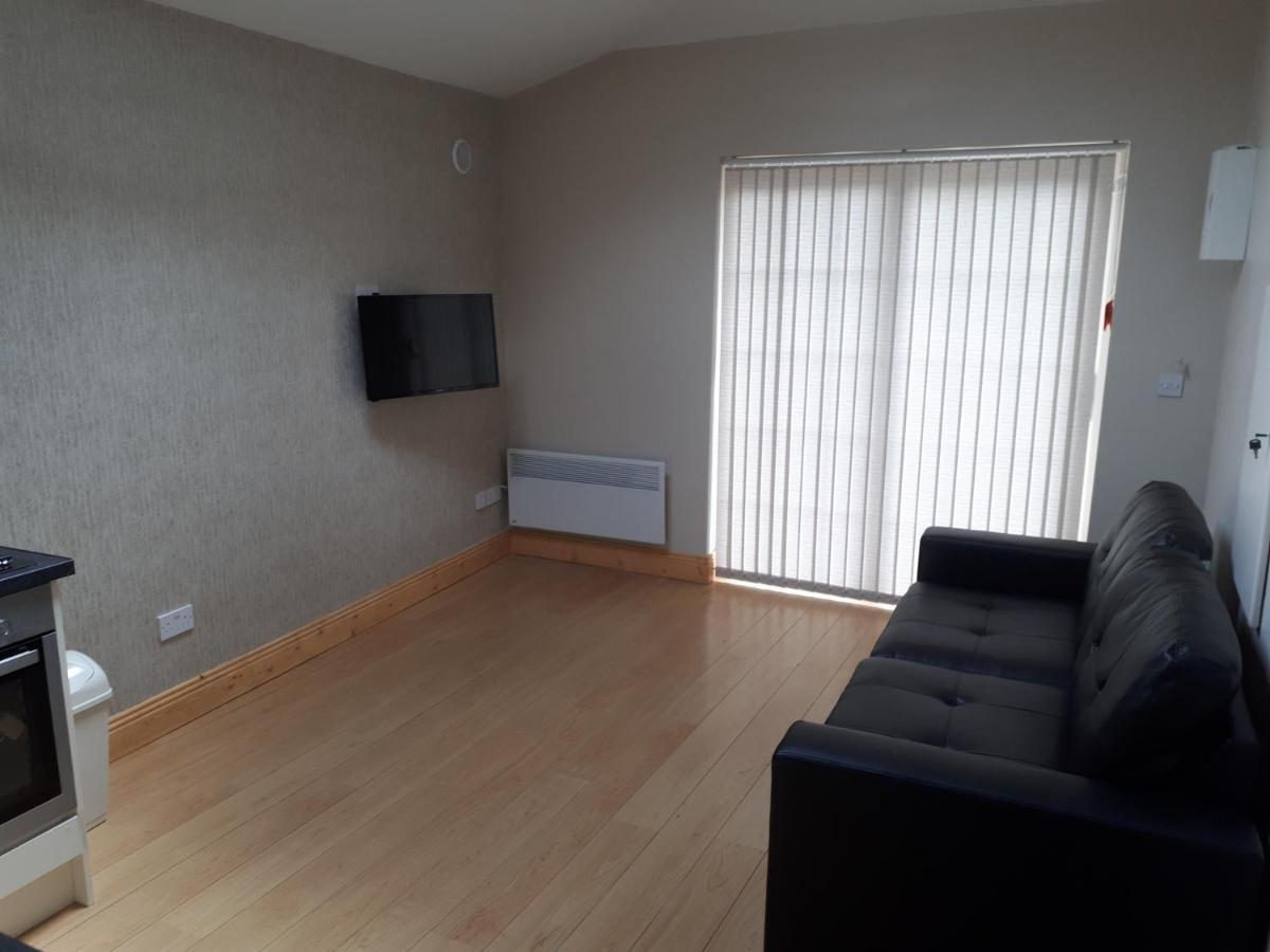 One Double Bedroom Flat Dublin Bagian luar foto
